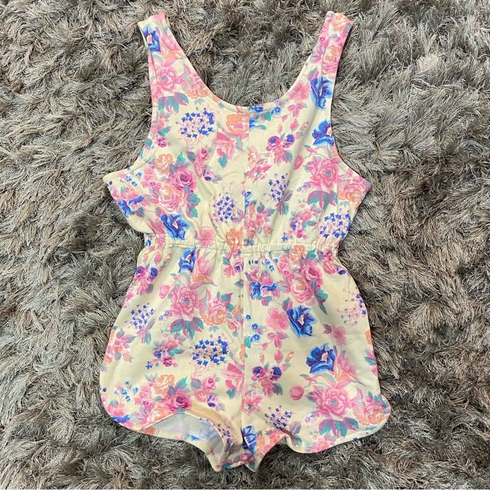 Handmade women cream cotton knit floral sleeveless romper. Size waist 31” NWOT. - Picture 7 of 9